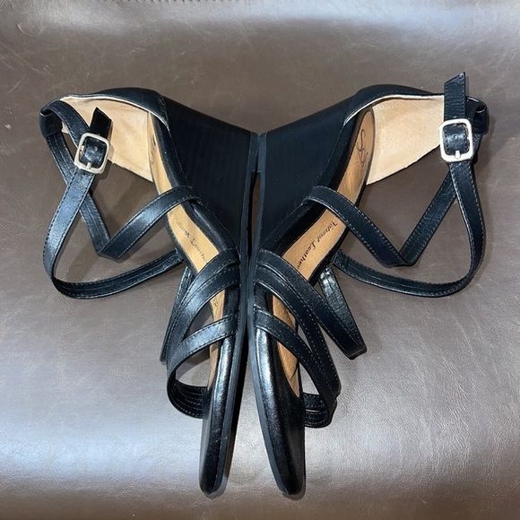 Sofft Mecina Leather Wedge Sandals in Black Sz. 7.5 - Picture 9 of 12